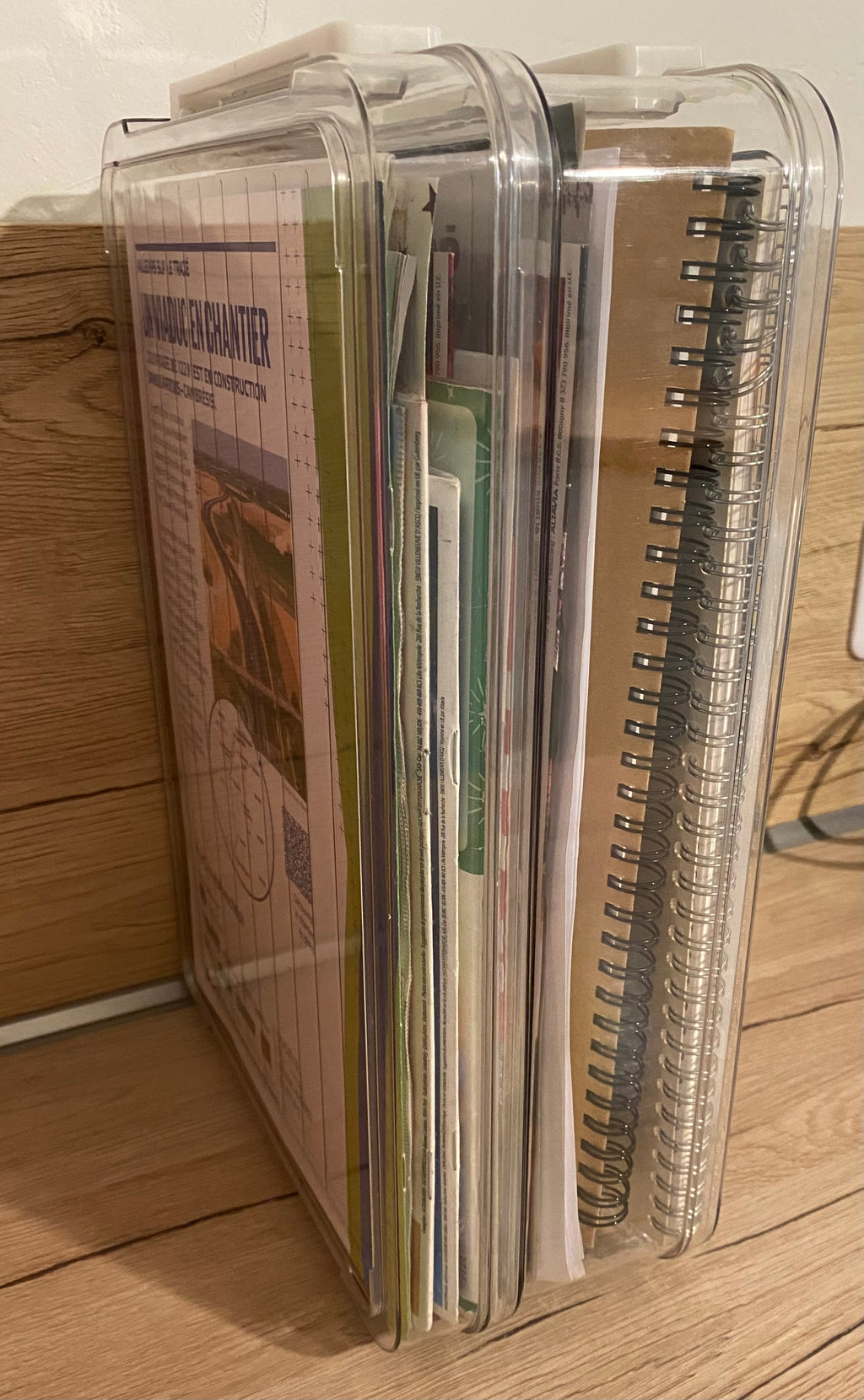 boite de rangement papier document transparente